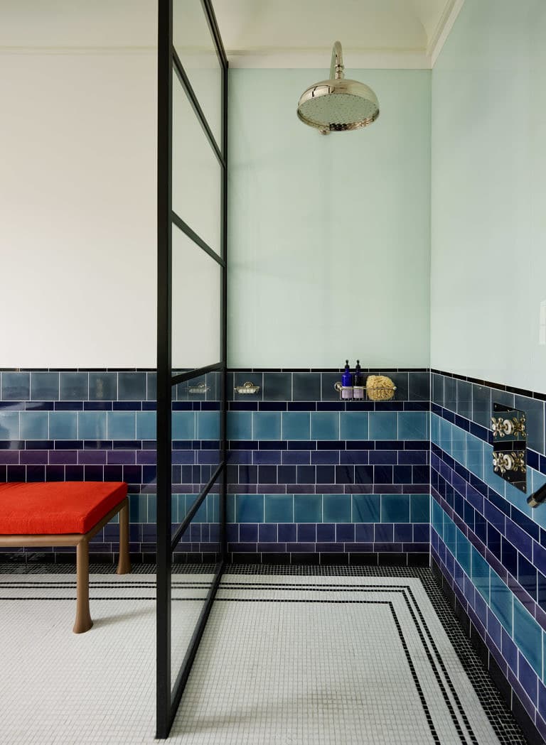 Grade II Listed Apartment with Shower Room & Ensuite | Central London