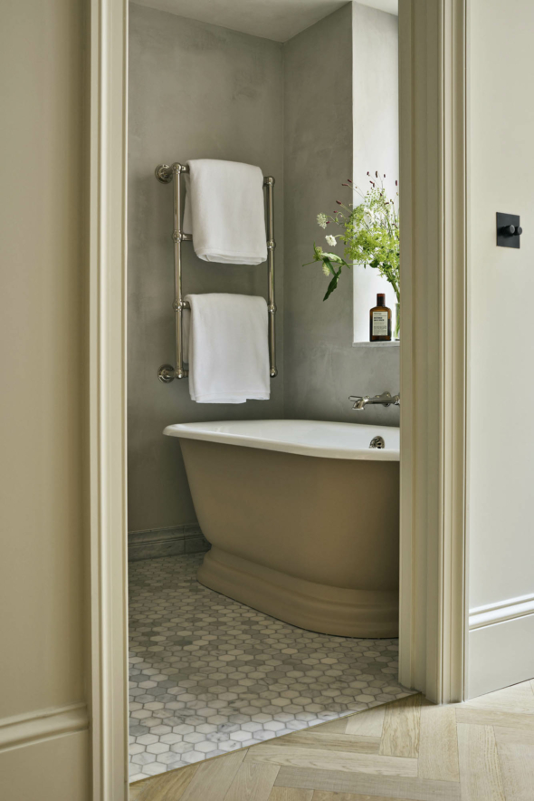 The Tweed Small Cast Iron Skirted Bath Tub - Drummonds Bathrooms