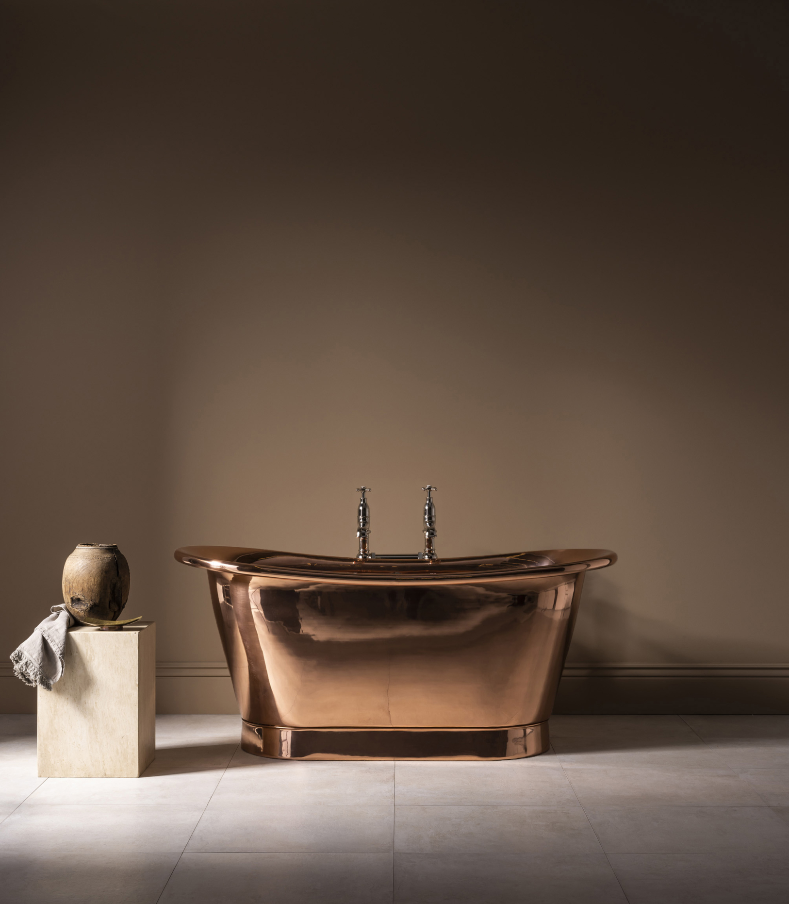 The Tyne Copper Bath Tub With Copper Exterior