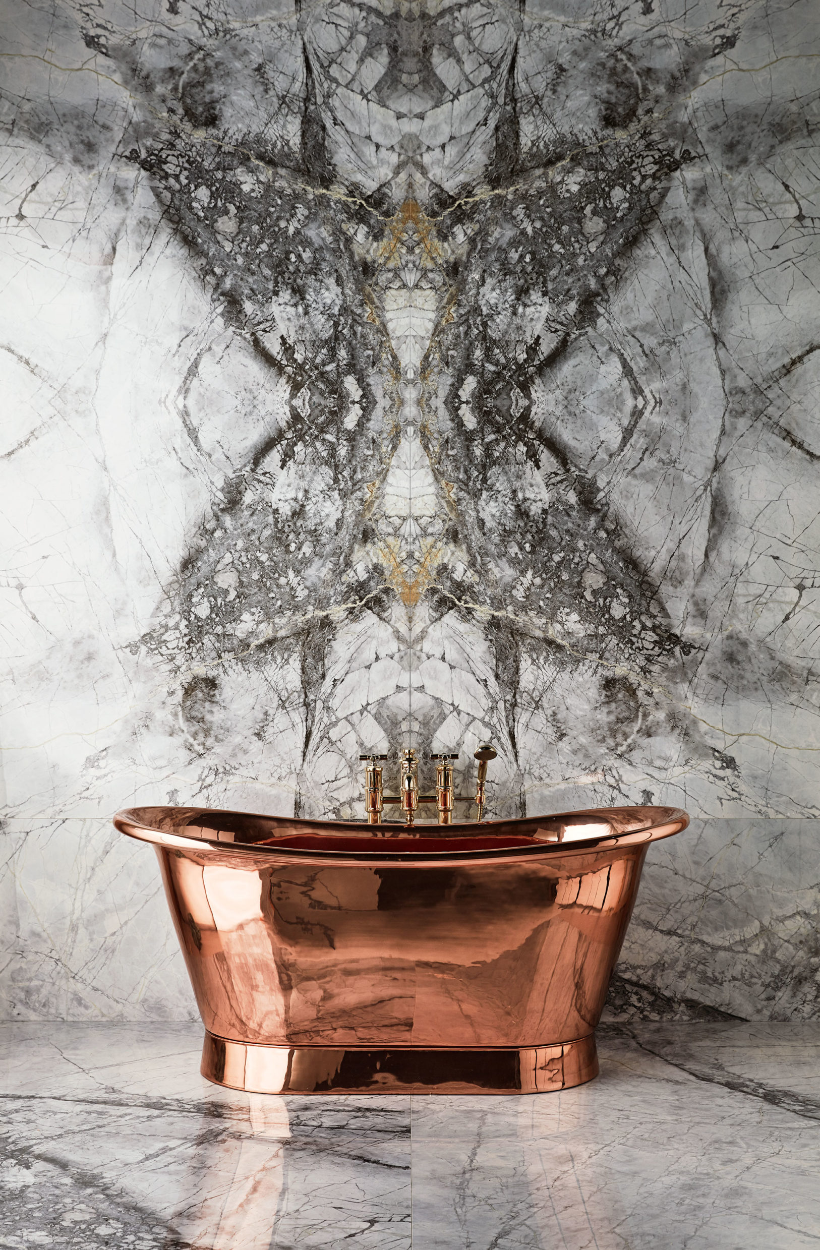 The Baby Tyne Copper Bath Tub With Copper Exterior