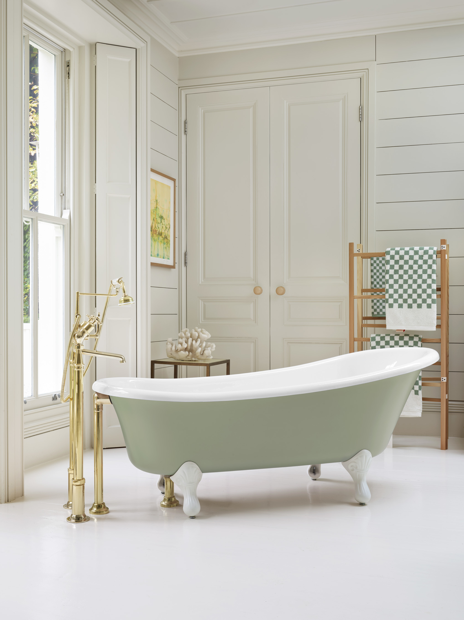 The Whitewater Bath Tub Drummonds Bathrooms