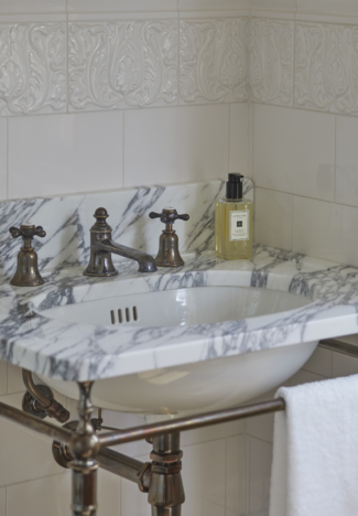 The Single Locky Vanity Basin Suite | Drummonds Bathrooms