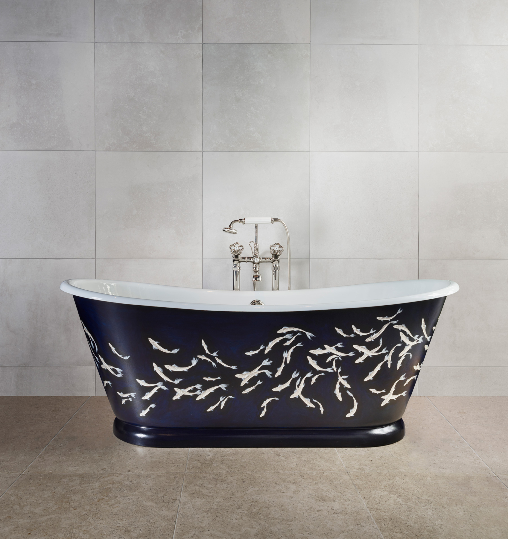 The Wye Large Bateau Cast Iron Bath Tub - Ex-display
