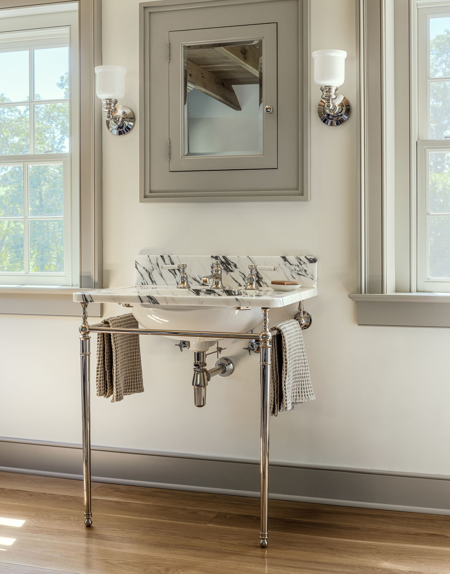 The Single Locky Vanity Basin Suite