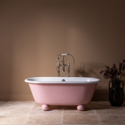 The Dee Cast Iron Bath Tub With Bun Feet
