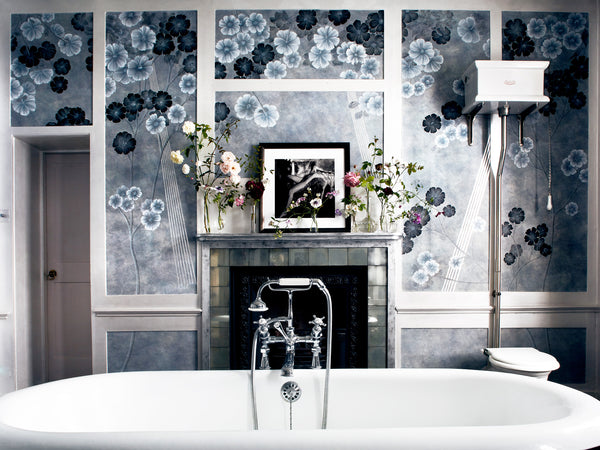 Inside Kate Moss' Bathroom