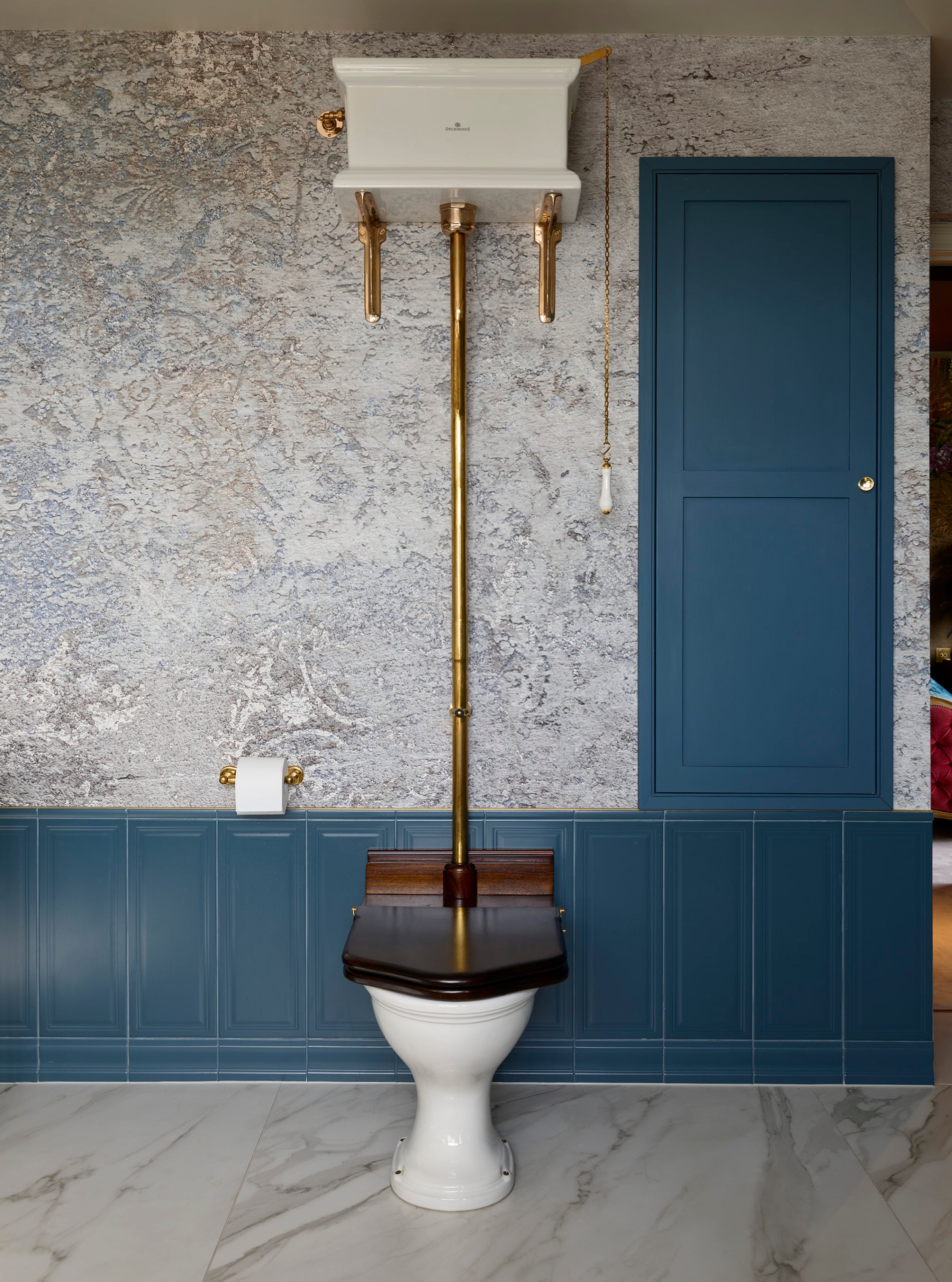 The Brora High Level WC Suite