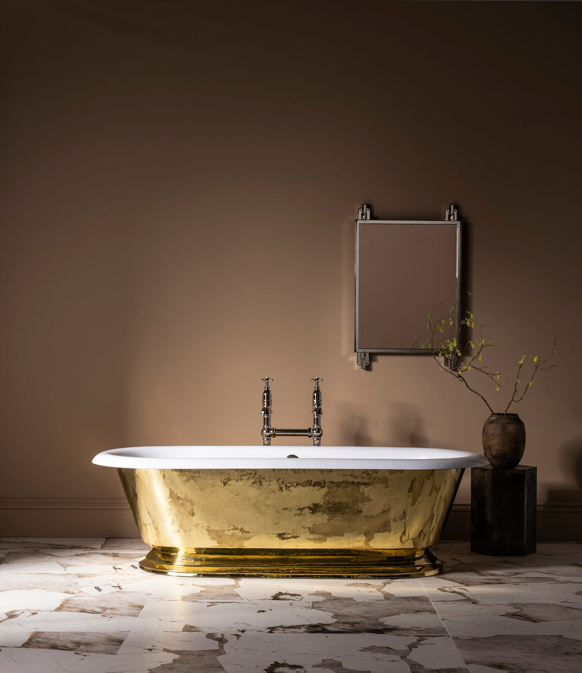 The Hammered Brass Tay Bateau Cast Iron Bath Tub