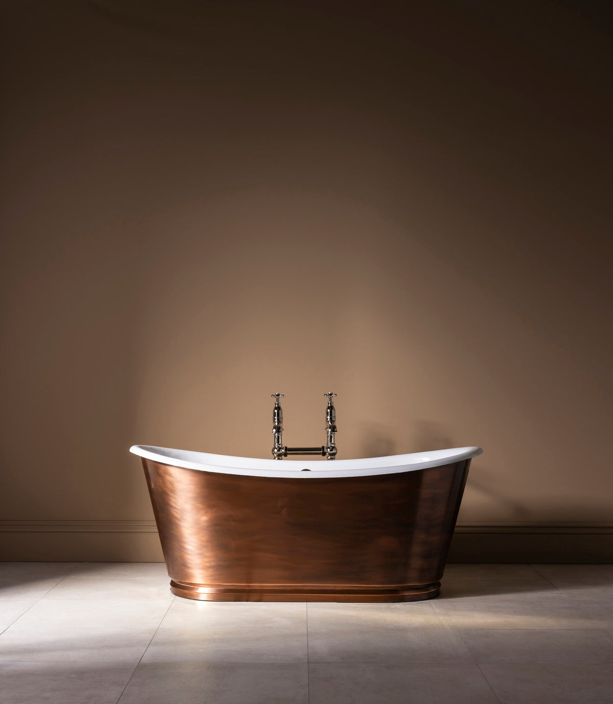 The Burnished Copper Usk Bateau Cast Iron Bath Tub