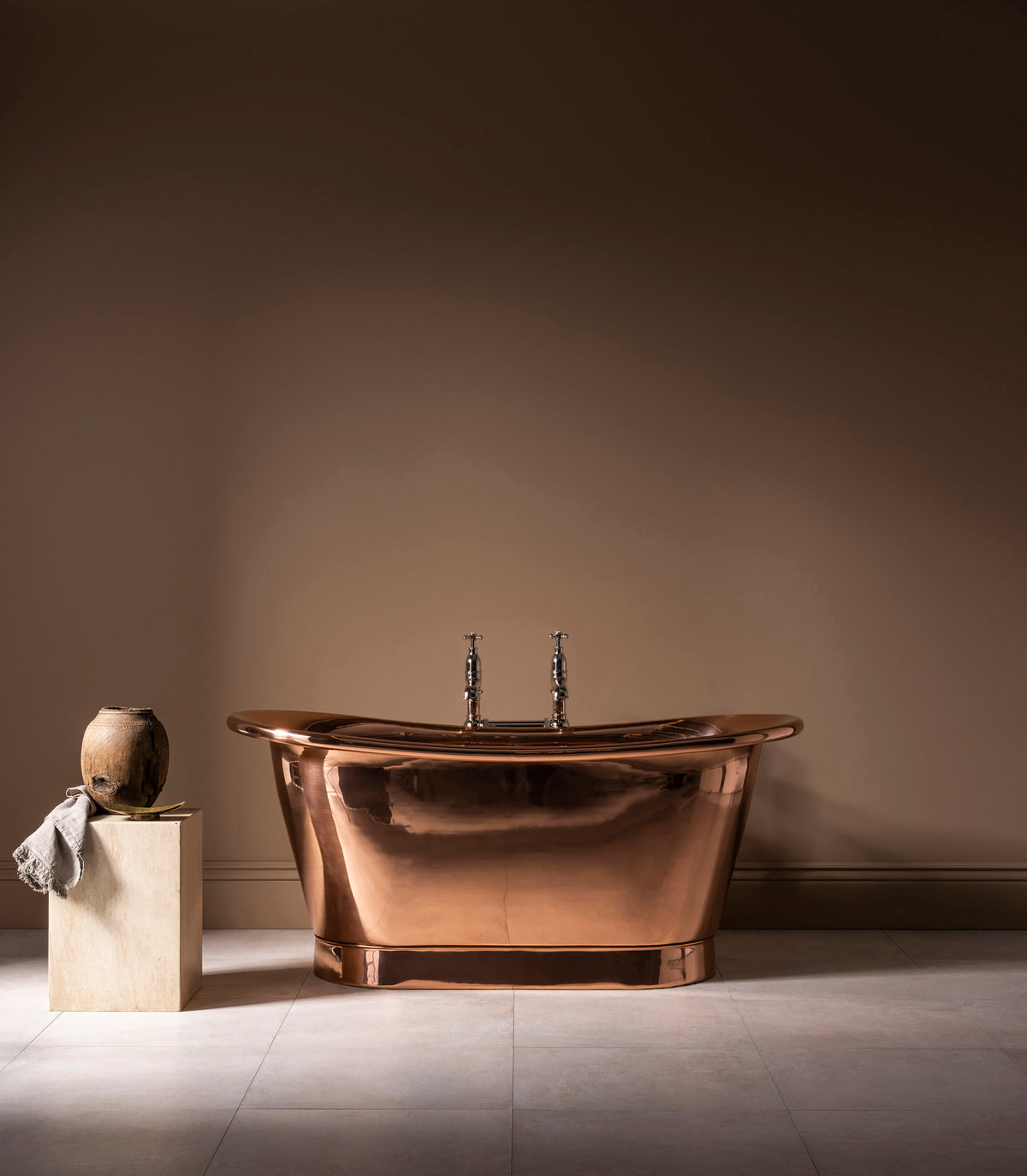 The Tyne Copper Bath Tub With Copper Exterior
