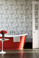 The Usk Bateau Cast Iron Bath Tub
